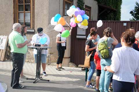 Luftballon-Weitflug-Wettbewerb  in Haarhausen 2016