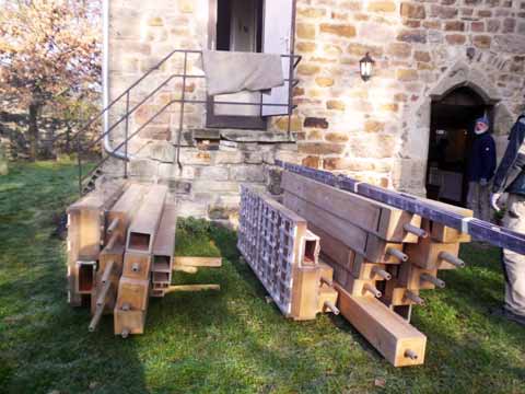 Rückbau der Hesse-Orgel in der Dreifaltigkeitskirche Holzhausen 2014