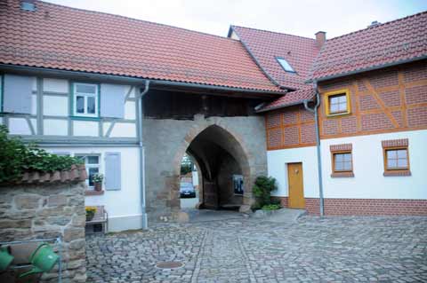 Torhalle Sankt Lukas Kirche Mühlberg